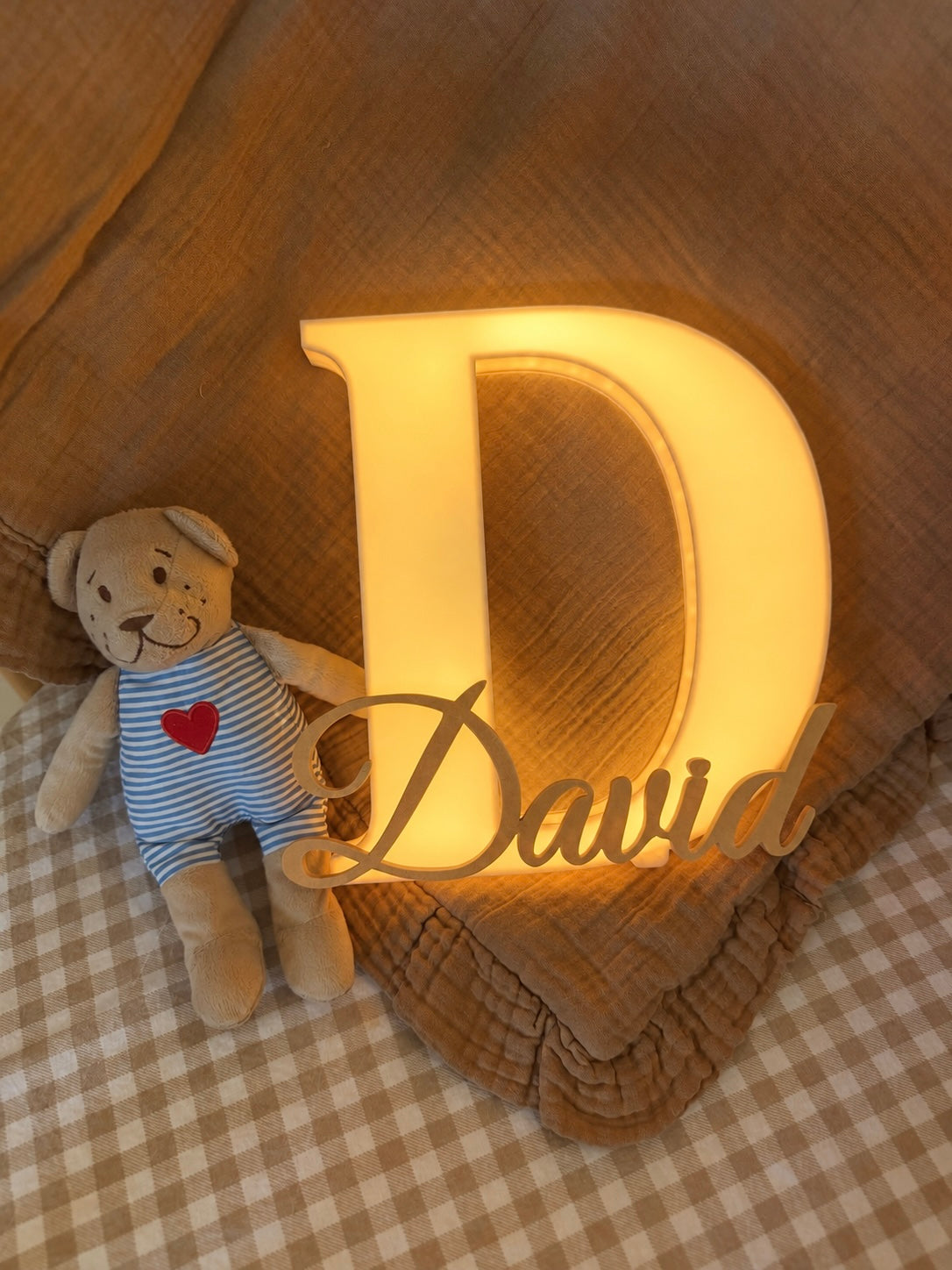 Buchstabenlampe
